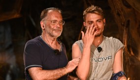 Isola dei Famosi, l'attacco di Alessandro Cecchi Paone