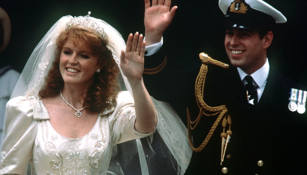 Sarah Ferguson sposa il Principe Andrea nel 1986