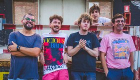 Stato Sociale, è morto Matteo Romagnoli a 43 anni: l’annuncio della band