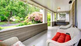 Veranda chiusa con muretto: le soluzioni più originali e facili da realizzare