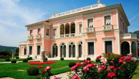 La villa più costosa al mondo: 9 giardini e opere d’arte inestimabili