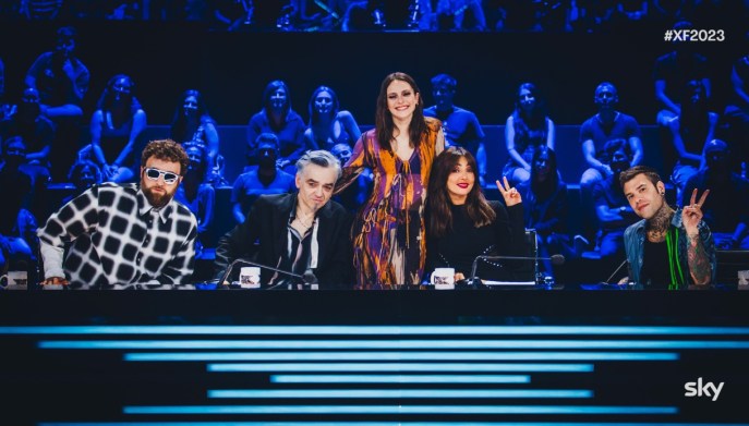 La giuria di X Factor 2023, Morgan, Fedez, Dargen D'Amico e Ambra, con la conduttrice Francesca Michielin