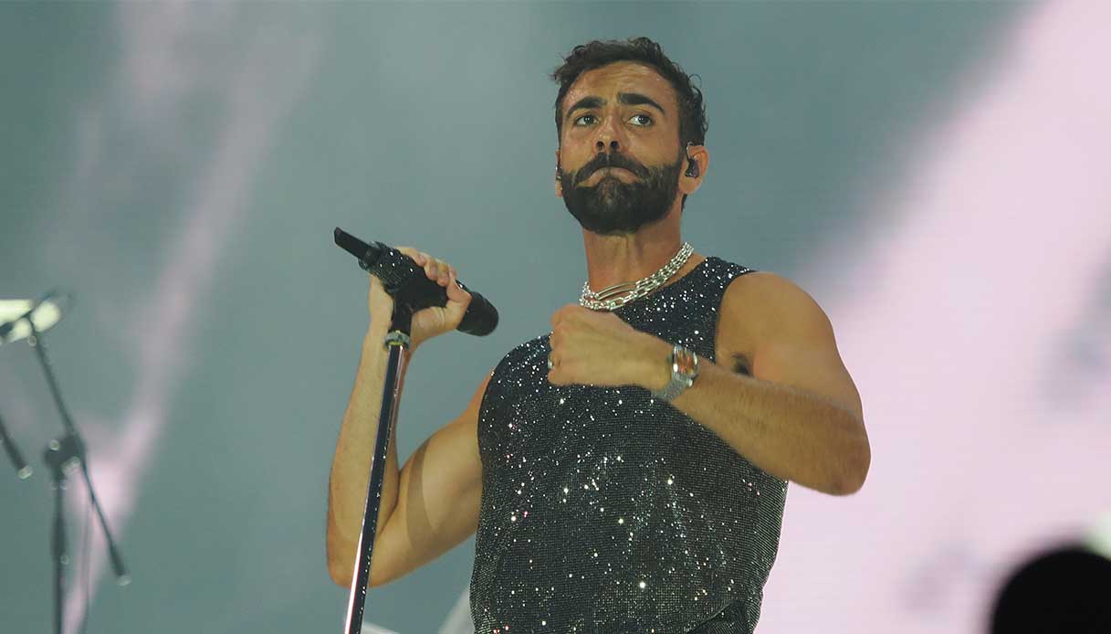 Marco Mengoni strega San Siro con le sue lacrime (e Elodie, a sorpresa)