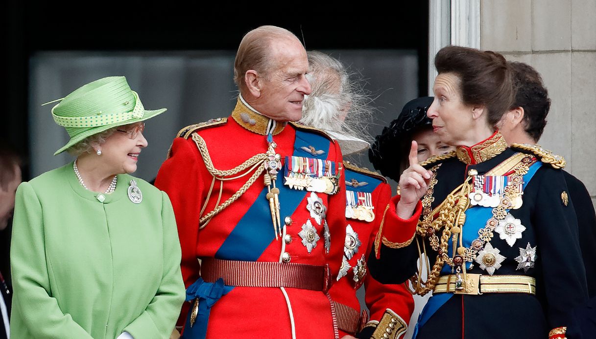 La Principessa Anna insieme alla madre Elisabetta II e al padre il principe Filippo