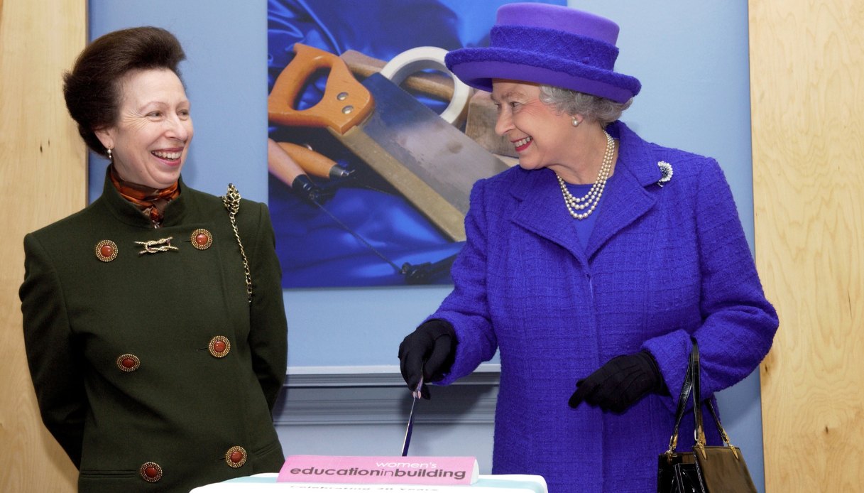 La Principessa Anna e la madre Elisabetta II