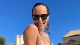 Federica Pellegrini, vacanze da mamma in attesa (con pancino in vista)