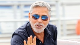 George Clooney strega Venezia ma sua moglie Amal in mini fa scintille