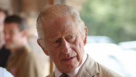 Re Carlo punisce Harry e Meghan: ormai è tutto finito