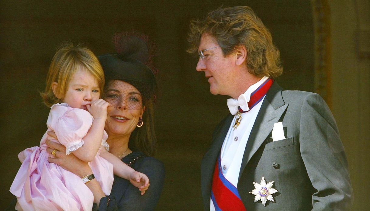 Alexandra insieme alla madre Carolina di Monaco e al padre Ernst August di Hannover 