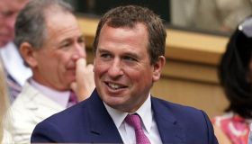 Chi è Peter Phillips, il nipote di Carlo che ha voluto la pista di ghiaccio a Palazzo