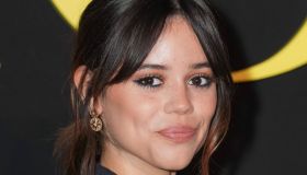 Paris Fashion Week, Jenna Ortega si conferma reginetta del dark