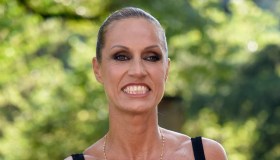 Annalisa Minetti a “Verissimo”: “Il mio dolore più grande, non vedere i miei figli”