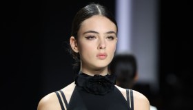 Deva Cassel lascia il segno alla Milano Fashion Week: il look inedito