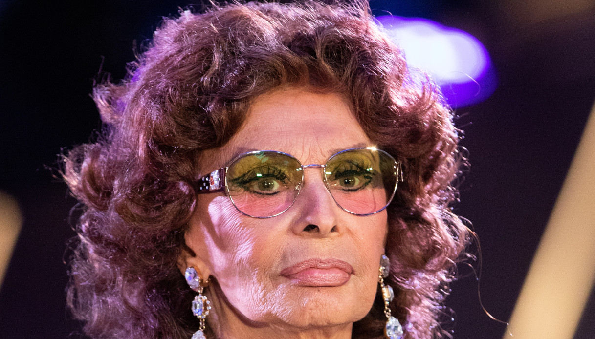 Sophia Loren: ultime notizie, chi è, età, biografia | DiLei