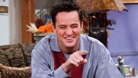 “Friends”: perché il Chandler di Matthew Perry rimarrà un esempio per le nuove generazioni