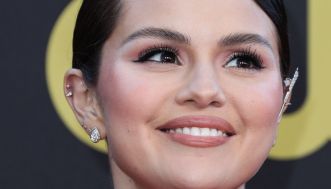 Selena Gomez, il suo marchio beauty “fa bene alla salute mentale”