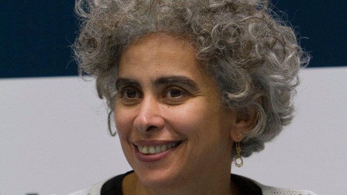 Adania Shibli, chi è la scrittrice palestinese