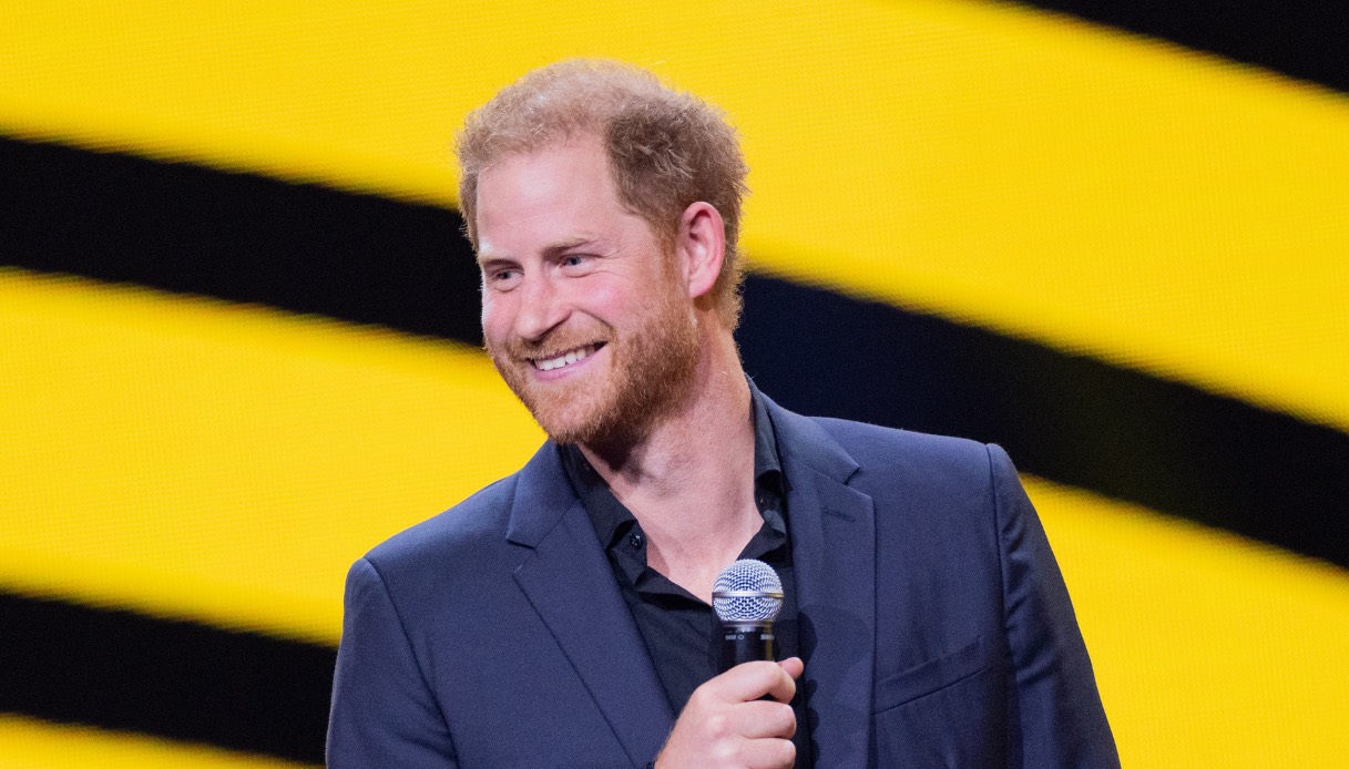 “The Crown 6”: Luther Ford assomiglia davvero a Harry?