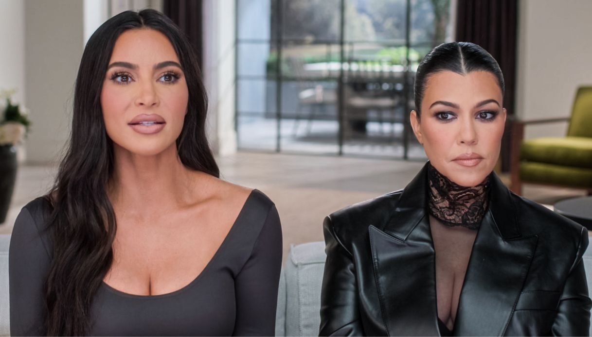 Kourtney Kardashian ‘copia’ un celebre outfit di Kim per Halloween