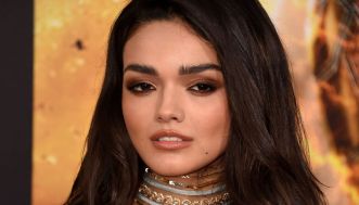 Madame non vuole rifarsi i denti: lo sfogo sui social