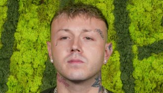 La star di “Harry Potter” Bonnie Wright è mamma: “Innamorati del nostro sole”