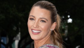 Il mocassino è la scarpa più cool dell’autunno: Blake Lively è qui per provarlo