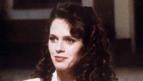 Che fine ha fatto Natasha Hovey, indimenticabile Sandy di “Acqua e Sapone”