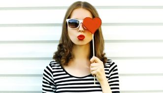 Forse piaccio alla mia migliore amica: che fare?