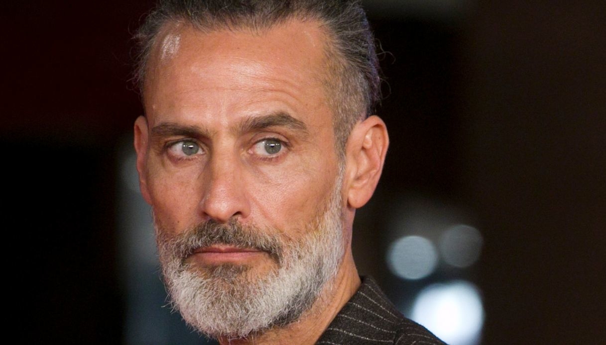 “Verissimo”, il dolore di Raz Degan per il papà e la guerra in Israele. Toffanin commossa