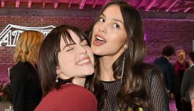 Billie Eilish, la canzone Goldwing è per Olivia Rodrigo: testo e significato