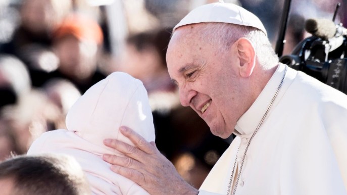 La rivoluzione gentile di Papa Francesco: “Nella Chiesa c’è spazio per tutti”