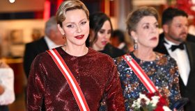 Charlene di Monaco e Carolina di Monaco, abiti da sera scintillanti a confronto
