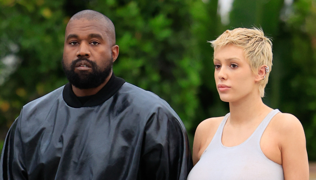 Bianca Censori si separa da Kanye West: gli amici l’hanno portata via