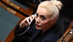 Marta Fascina torna in Parlamento: l’omaggio inatteso a Silvio Berlusconi