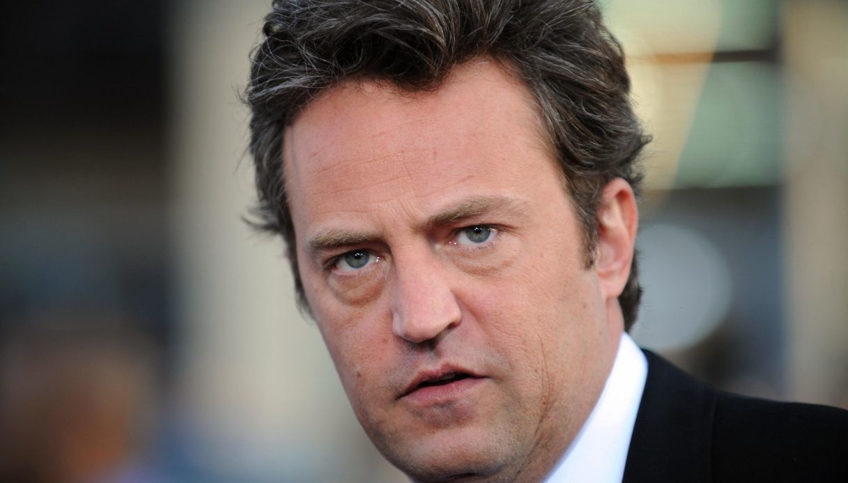 Il libro di Matthew Perry, La Cosa Terribile: «Ho lottato tutta la