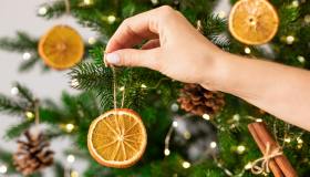 Come essiccare le arance e creare decorazioni per Natale
