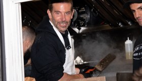 Bradley Cooper compra un food truck a New York: è pioggia di VIP