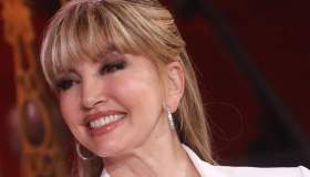 Ascolti tv del 16 dicembre: Grande Fratello sfida ancora Ballando con le stelle