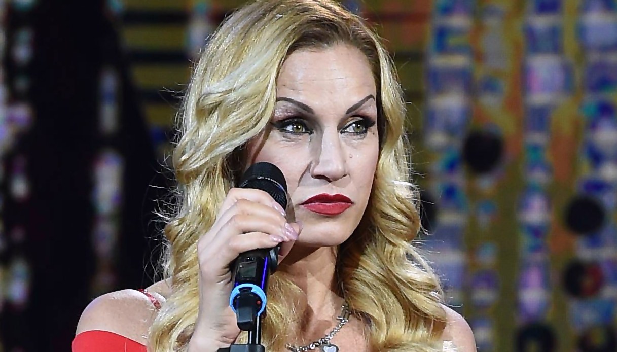 Verissimo, Annalisa Minetti in lacrime per i genitori: “Non sono cieca, grazie a voi vedo”