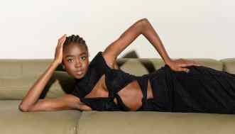 Antonella Fiordelisi ci fa innamorare coi suoi look esclusivi