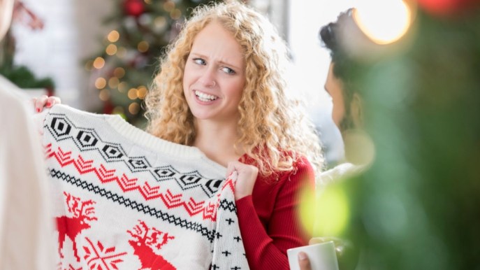 Tutte le cose che non dovresti regalare a una donna a Natale (e non solo)