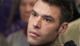 Fedez, Regione Lombardia replica sulle donazioni in pandemia: “Servite per 14 posti letto”