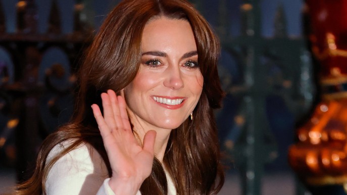 Kate Middleton, uscita privata con George, Charlotte e Louis: irresistibili volontari