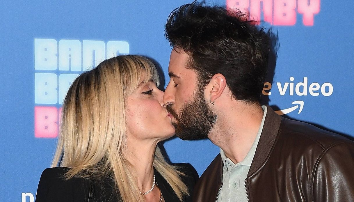 Veronica Peparini e Andreas Muller a Verissimo oltre le critiche: “Come stanno le gemelline”