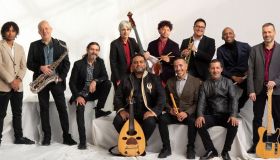 Chi sono i BabelNova Orchestra, i musicisti in duetto con Dargen D’Amico a Sanremo 2024