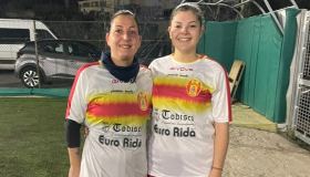 Mamma e figlia segnano per la stessa squadra: il sogno si avvera. La storia