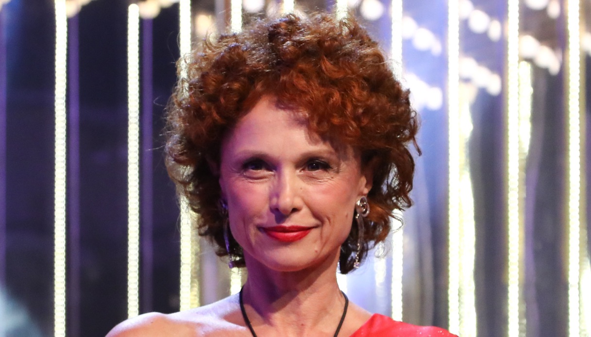 Grande Fratello, le pagelle di ieri sera: il discorso di Signorini (6), la lettera di Beatrice (10)