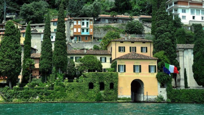 La meravigliosa villa di Fogazzaro con terrazza sul lago