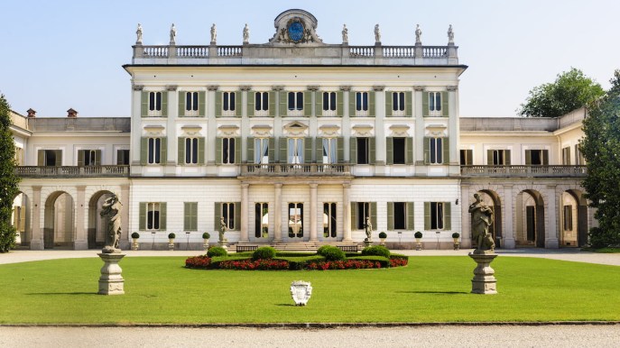 Villa d’Adda-Borromeo, gli interni e il suo magnifico cortile