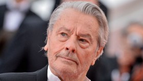 Alain Delon posto sotto tutela giudiziaria: la reazione della figlia Anouchka